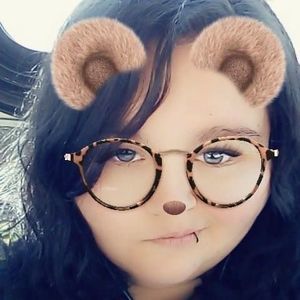 Meet your Posher, Logan